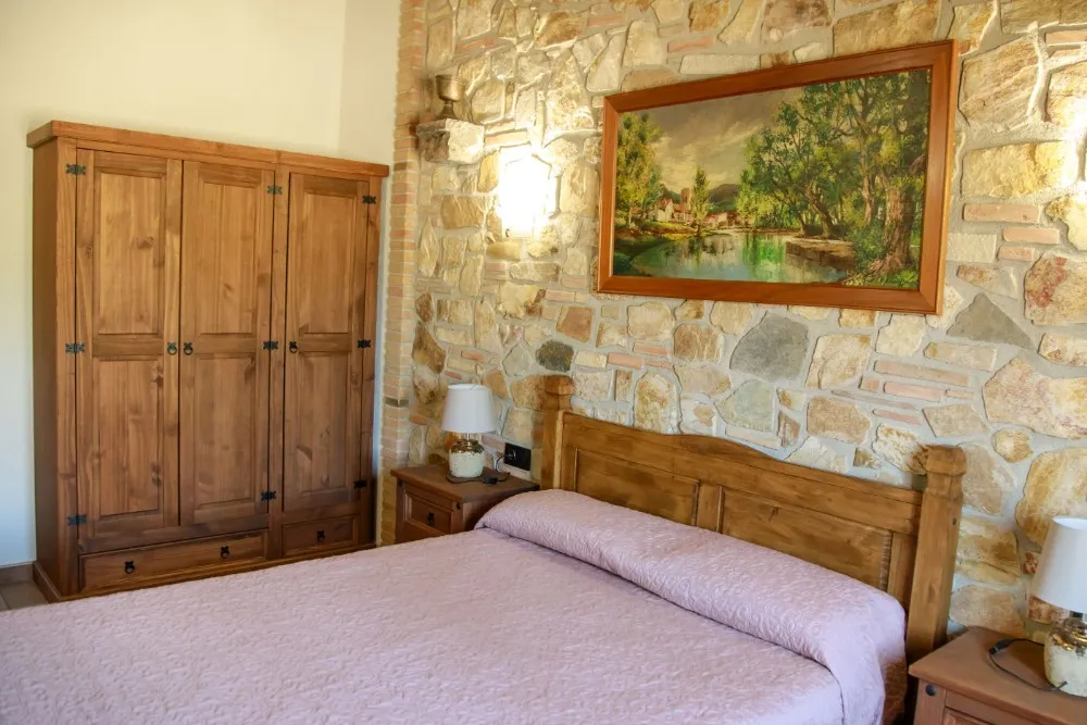 Habitación con cama doble