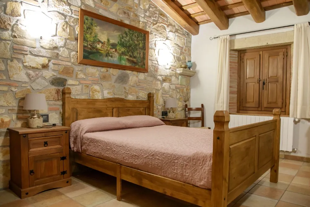 Habitación con cama doble