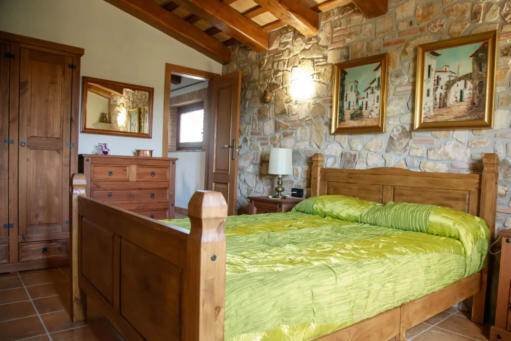 Habitación con cama doble